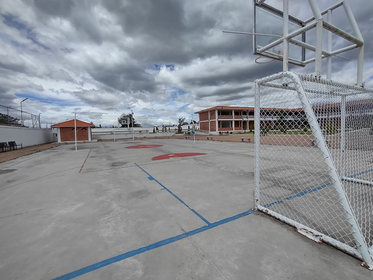 WhatsApp Image 2025-10-02 at 2.02.10 PM (2)